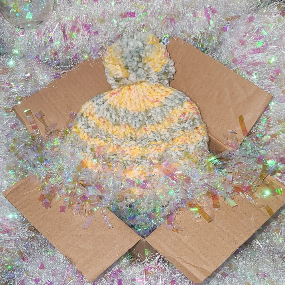 Pastel winter hat 💛🩵🩷🤍